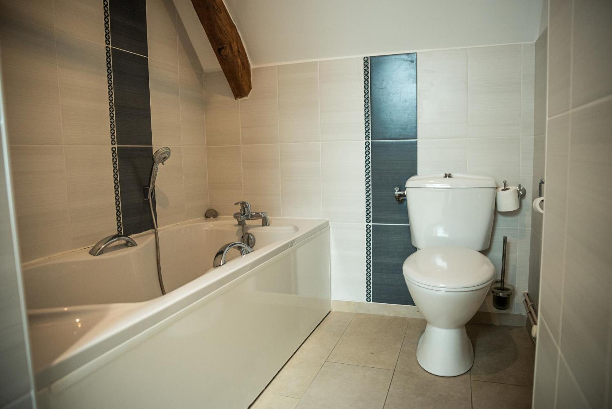 Le Clos Des Courtines - Meuvaines Apartment