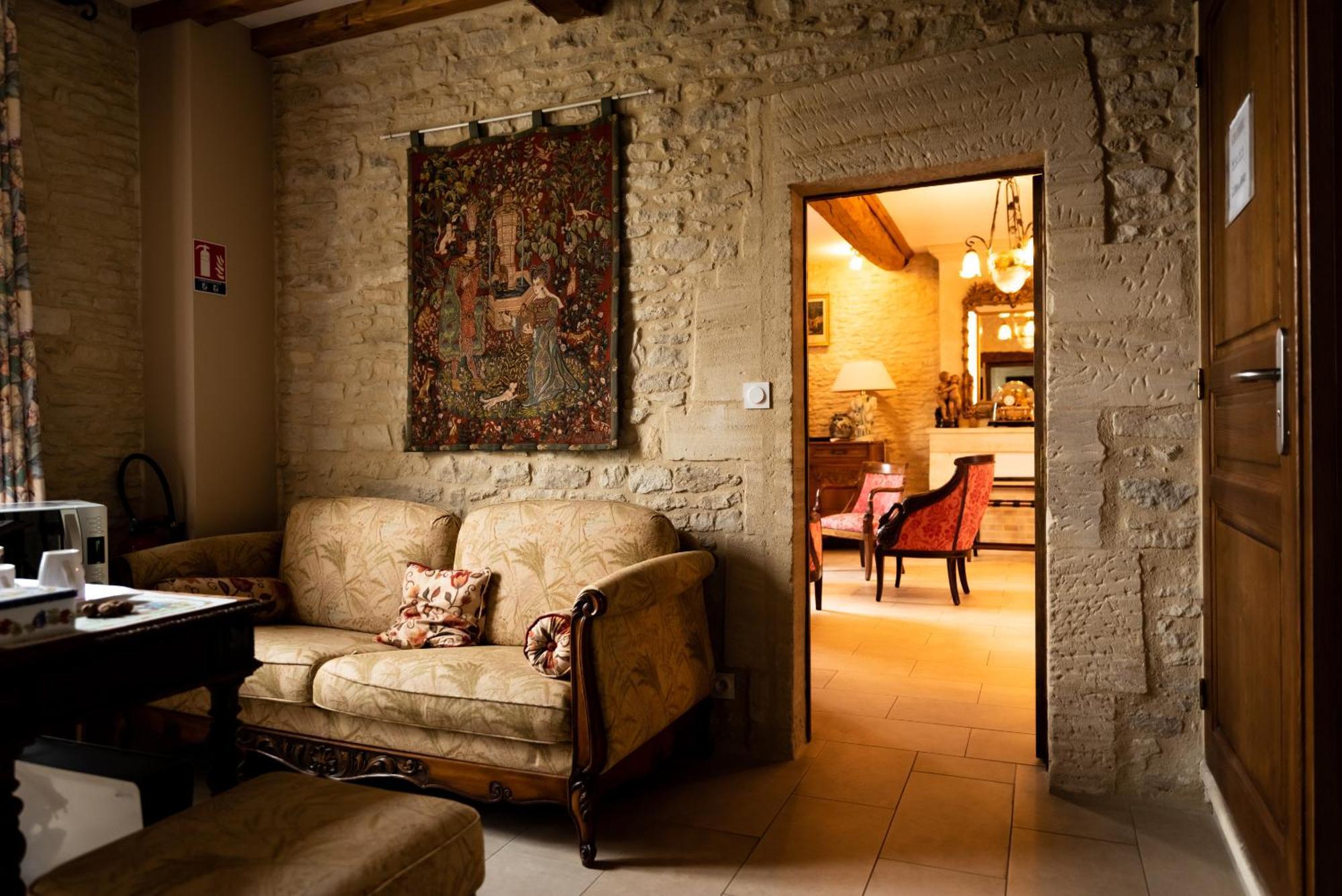 Le Clos Des Courtines - Meuvaines Apartment