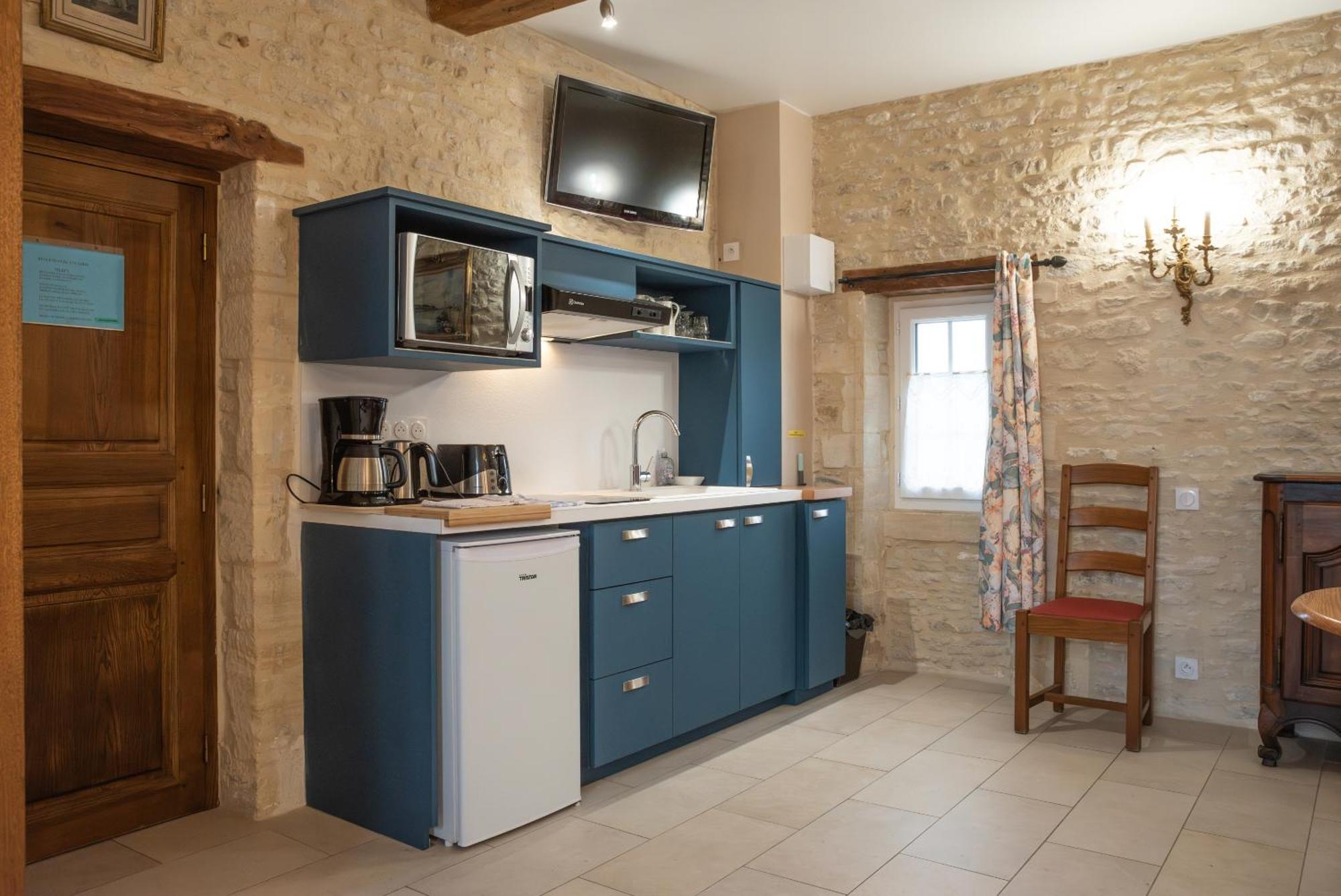 Le Clos Des Courtines - * Meuvaines